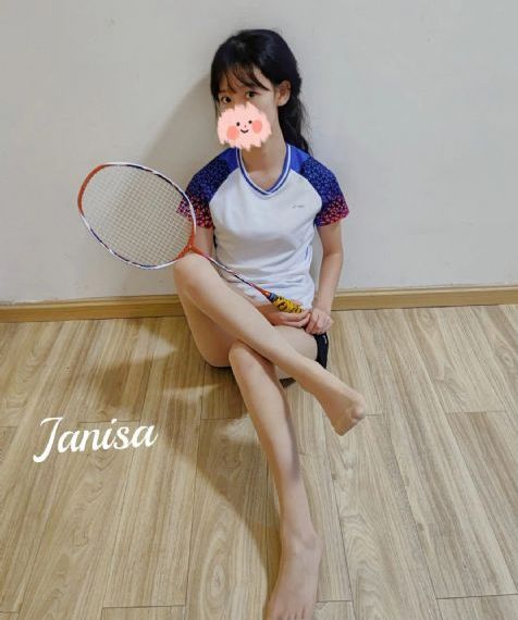女仆跪着用乳伺候主人玩弄h调教-高清电影在线视频播放