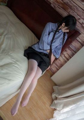 野花香电视剧连续播放第一集-看看屋视频在线播放