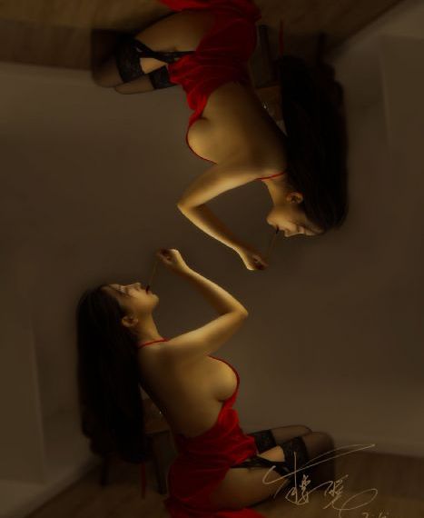白嫩少妇又嫩又爽又紧-精彩花絮免费观看视频